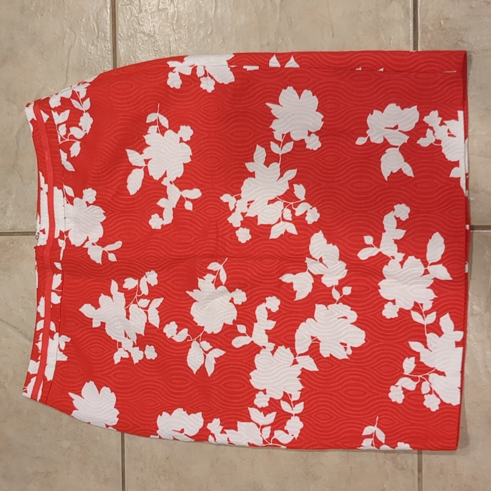 Talbots Red and White Floral Pencil Skirt